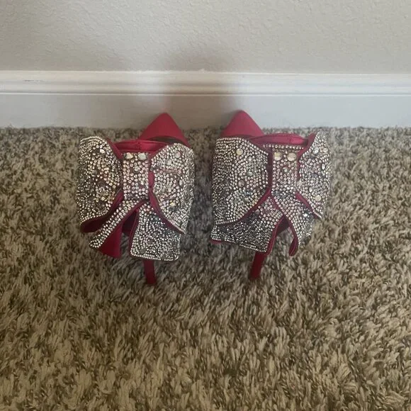 Betsy Johnson Red Satin Heel With Rhinestone Bow - Picture 4 of 13